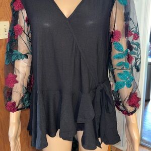 80 PARK XL Black Wrap style  Blouse Floral Embroidered Sheer Sleeves